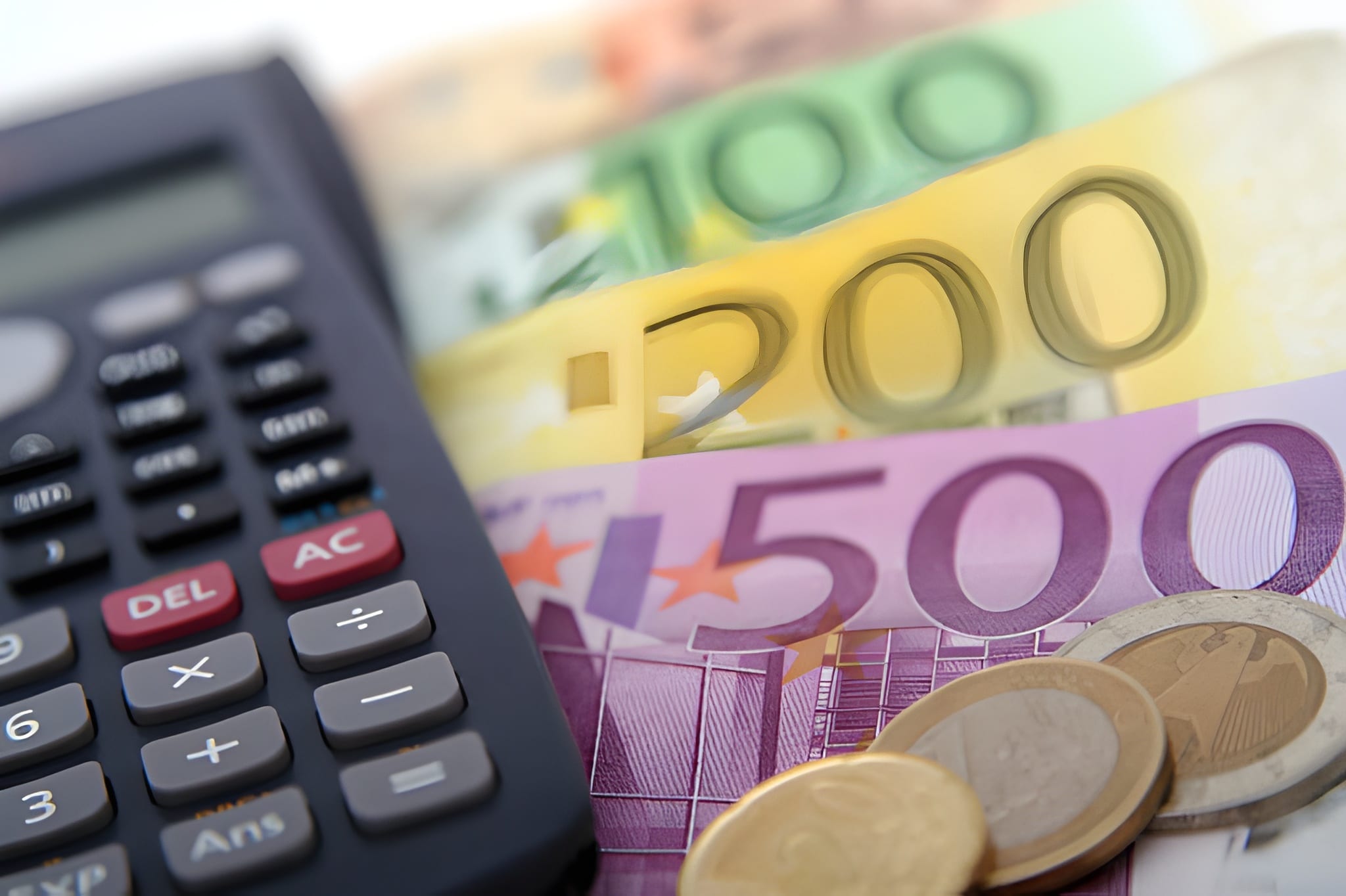 Psychologie des Geldes: Warum wir beim Sparen oft scheitern